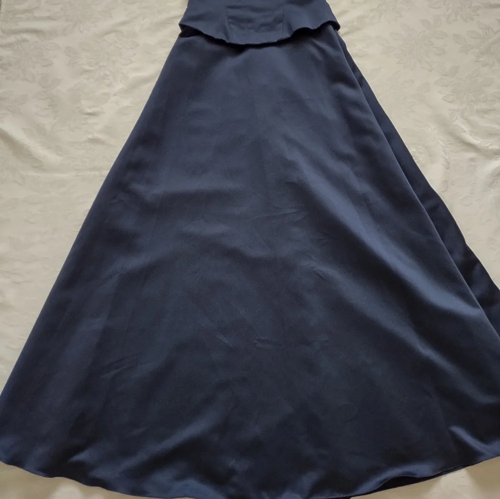 New🎀Mori Lee Madeline Gardner embroidered corset lace up maxi gown - Picture 3 of 13